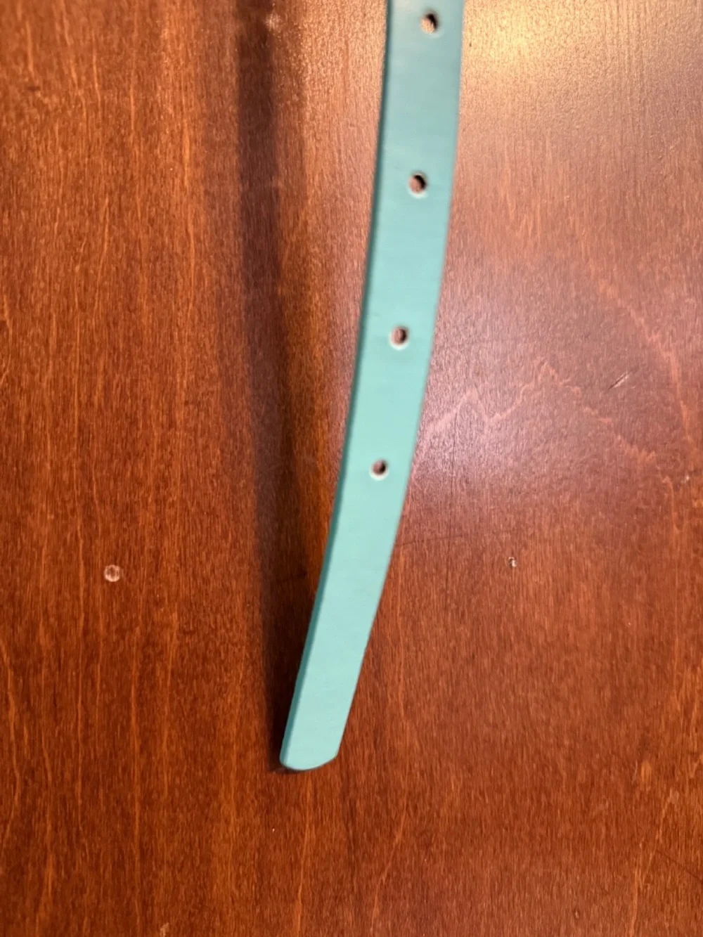 Cute aqua belt with heart cutouts xm/s 60 cm